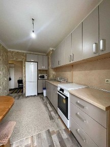 Продам 3-к. квартиру с ремонтом на ул. Вильямса (южный рынок)
