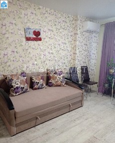 Продаж 3 кімнатна квартира Воскресенська, 18