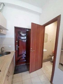 Продам гостинку рядом с метро Спортивная.