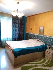 Вінниця, Анатолія Бортняка вул., 2