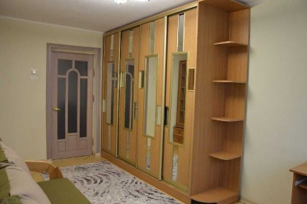 Оренда 2 кім квартири, вул Зелена, ближній центр