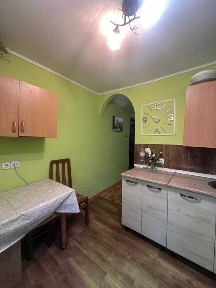 2кім, 45м2, перший низький, Проспект Незалежності