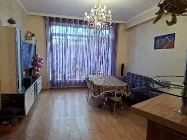 Продам трирівневу 5к квартиру на Араратській (калинова/образцова/індустріальний)