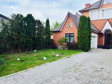 Продаж будинку м. Рівне, вул. Малорівненська