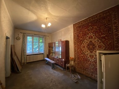 Продам 2к квартиру (сталінка) на Тітова / Незалежності, 2/5 поверх. NS