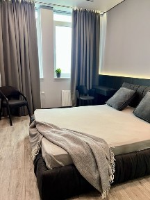 Оренда 1 к, ЖК Manhattan city, Берестейський 11, Метро