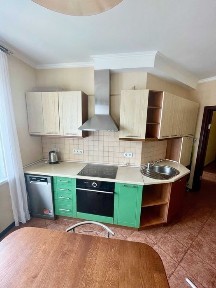 Оренда 2-кімнатної квартири 80 м², Йорданська вул., 1