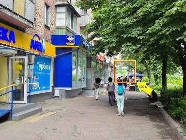 125м2, Оренда фасадного приміщення з ремонтом біля ст. м. Дорогожичі, Щусєва 2/19, на перехресті з Олени Теліги