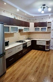 Здам трикімнатну квартиру по вулиці Лесі Українки.