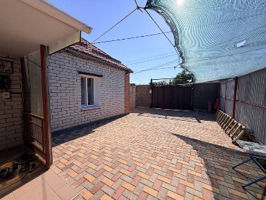 Продаж будинку в дуже хорошій локації! Повна комплектація, «заходь і живи»