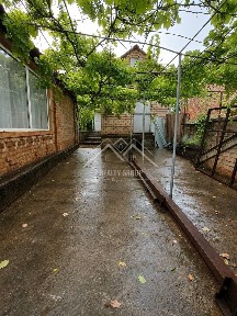 Днепропетровская обл., Криворожский район, г. Кривой рог, Харцизская ул.