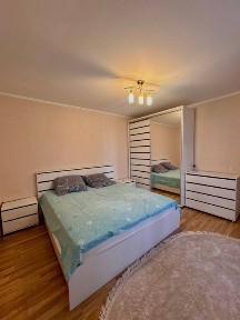 Продається двокімнатна квартира рн Поділ