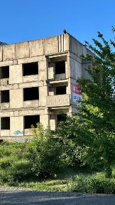 Продаж/ОБМІН двох 3поверх. будинків разом із земельною ділянкою 0,89га