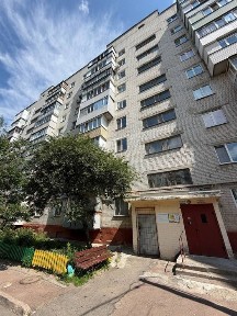 Новинка! 36 м2 Продаж 1 кім квартири+комора своя