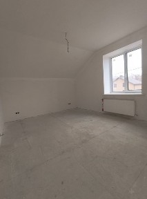 Продам дворівневу квартиру