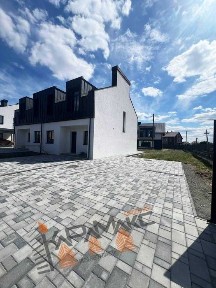 Продаж котеджу у Скнилові. Без комісії