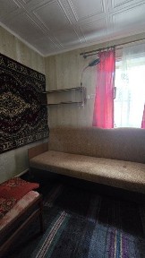 Продаж окремого будинку з гаражем на Кущівці