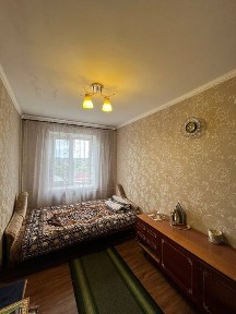 Продаж 2к. кв. біля ринку