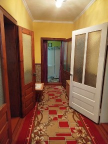 Будинок та земля в м. Сторожинець, господарство, краєвид