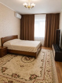 Продам 3 кімнатну квартиру метро Позняки вулиця Лариси Руденко 91 м2 Осокорки