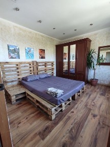 Будинок біля моря, 411 батарея Дача Ковалевського