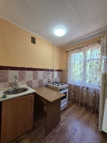 3- кімната квартира на Коваленка ( Пухова)
