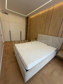 Продаж 2-кімнатної квартири в ЖК Uzh Towers | Слов'янська набережна, Ужгород
