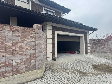 Продам новозбудований будинок с. Коровія