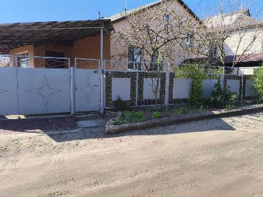 Власний будинок в місті Ізюм. Cертифікат. Не оренда. Тільки продаж.