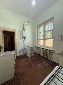 4 кімнатна квартира. Сталінка. Нагірна частина