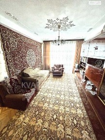 Продам двокімнатну квартиру. Нивки