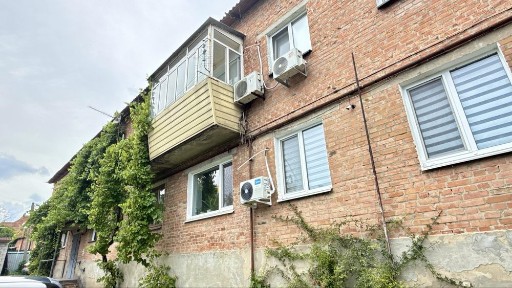 Центр. Продаж 2-ки. Індивідуальне опалення
