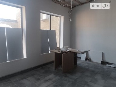 Здається комерційне приміщення на пл. Привокзальна, площа 27 кв. м • ID 34021786
