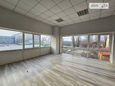 Здається комерційне приміщення на вул. Гетьмана Мазепи 29, площа 90 кв. м • ID 33751633
