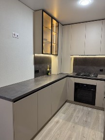 Продам квартиру Роганский жм 92 бригада 33,индустриальный р-н