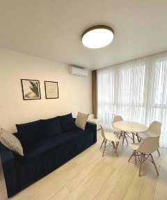Продам 1 кімнатну в новобудові, з ремонтом, вул. Малоголосківській