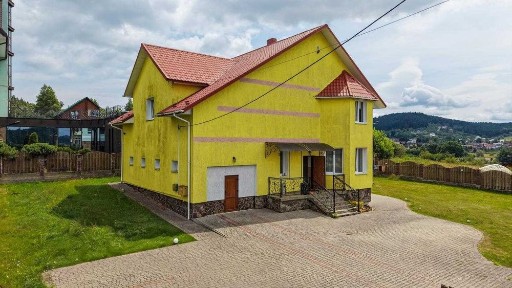 Продаж будинку з ремонтом у Східниці