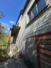 Продаж частини будинку з окремим входом с. Винники