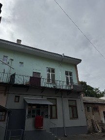 Даух кімнатна квартира в центрі міста