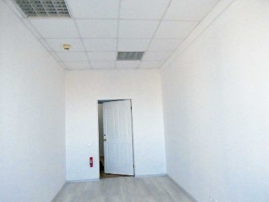 Оренда офісу 14.5 м. 2 біля м. Лівобережна