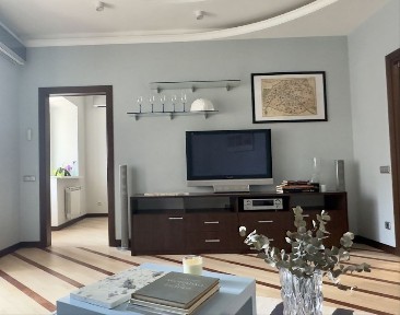 Продаж квартири Чорновола 25, Центр