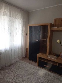 Продам затишну однокімнатну квартиру по вулиці Космонавтів.