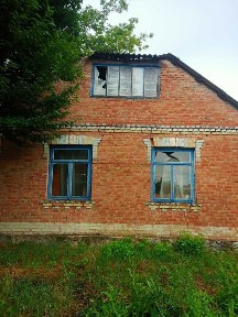 Продам будинок під реконструкцію.