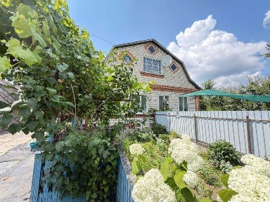 Продаж частини будинку в селі Бохоники
