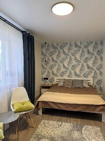 Продаж 2к квартири 45.5 кв. м на вул. Василя Стуса 10