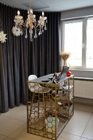 ПРОДАЖ СТУДІЇ КРАСИ ПІД КЛЮЧ - центр міста, 150 м², 3 роки роботи