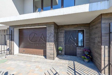 Продаж сучасного таунхаусу біля озера. Петропавлівська Борщагівка
