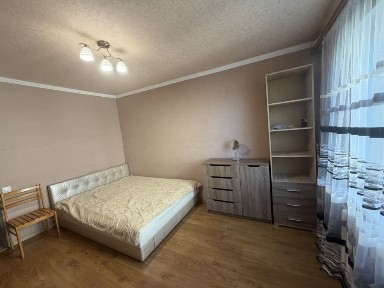 Оренда 2 кімнатної каартири на Олександра Поля