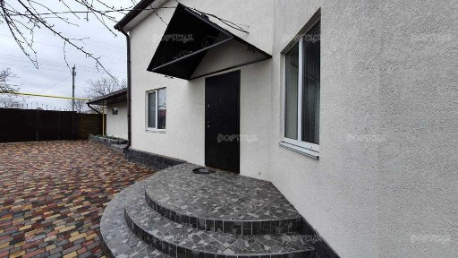 Продаж сучасного будинку, гараж на два авто, асфальтований підїзд