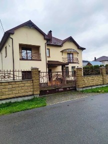 Продаж будинку в c. Крихівцях